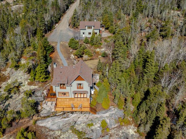 House for sale - Saint-Siméon, Charlevoix (SS068)