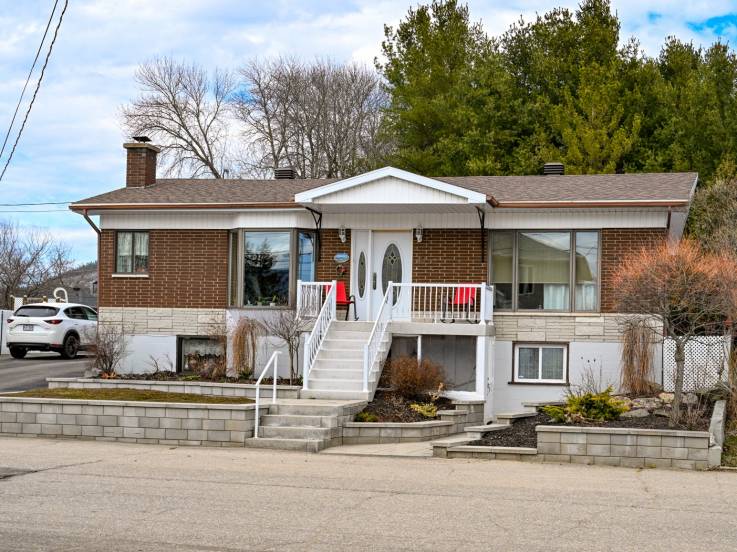 House for sale - Baie-Saint-Paul, Charlevoix (SP921)