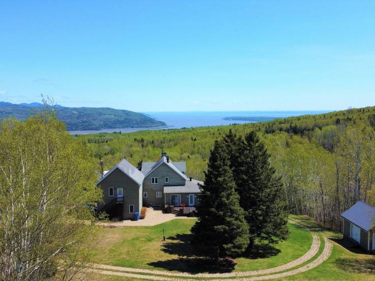 House for sale - Baie-Saint-Paul, Charlevoix (SP896)