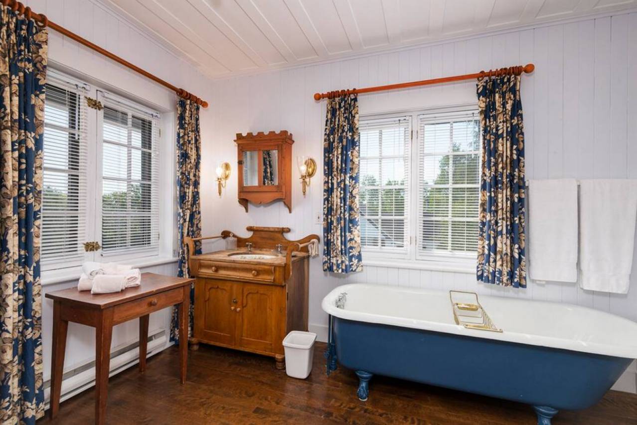 4 - Maison à louer, La Malbaie (Code - 356, charlevoix)