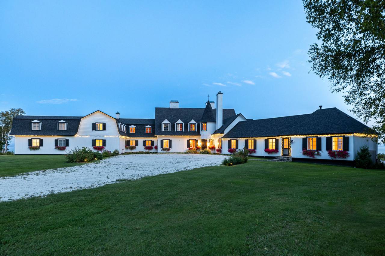 40 - Propiedad y villa en alquiler, La Malbaie (Code - 915, charlevoix)