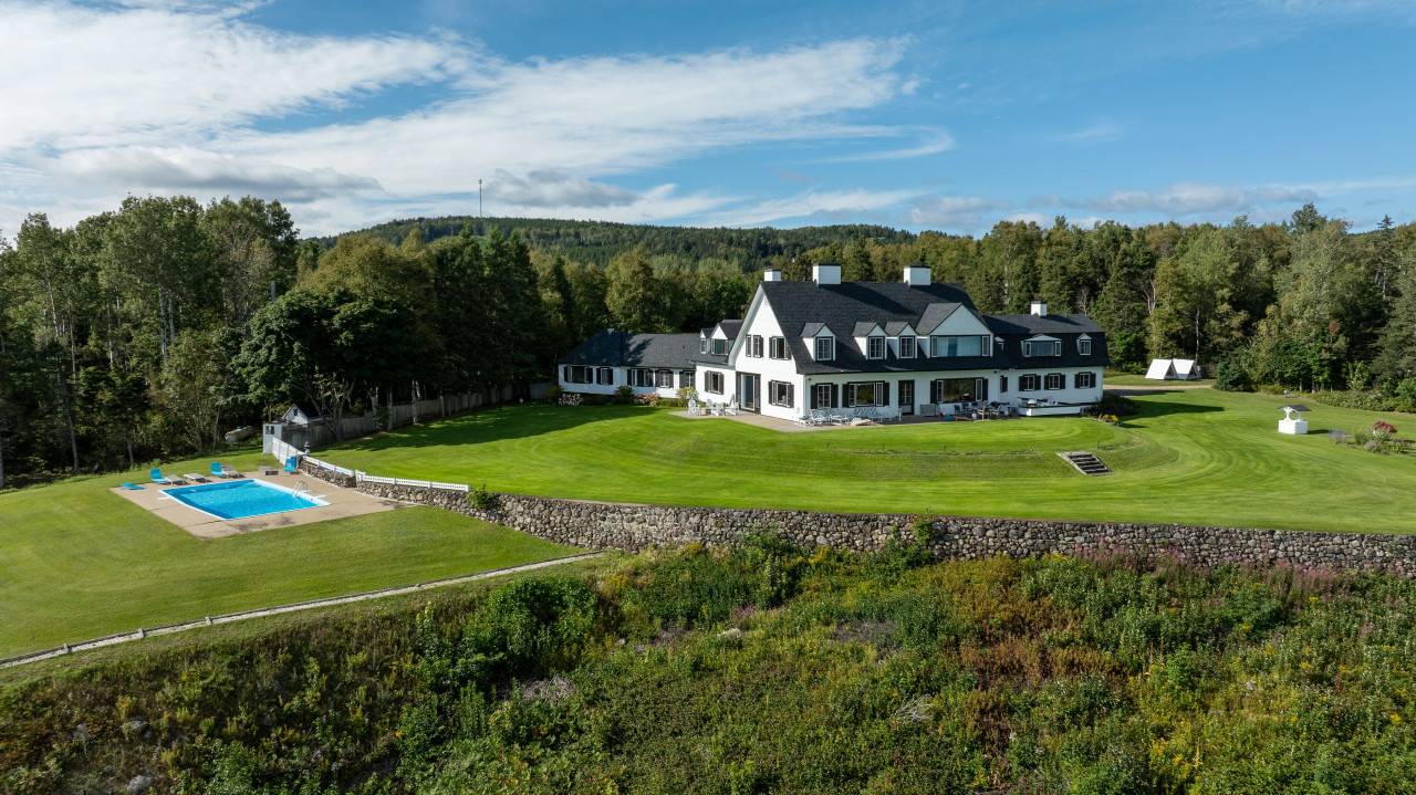 25 - Propiedad y villa en alquiler, La Malbaie (Code - 915, charlevoix)