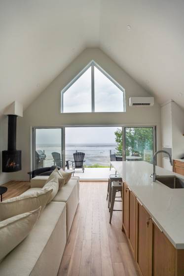 9 - Triplex à vendre, Petite-Rivière-Saint-François (Code - pr746, Charlevoix)