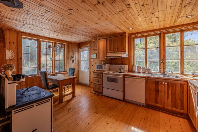 22 - Maison à vendre, La Malbaie (Code - mb426, Charlevoix)