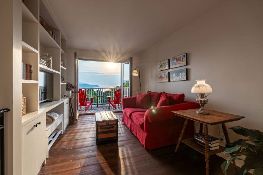 44 - Maison à vendre, La Malbaie (Code - mb427, Charlevoix)