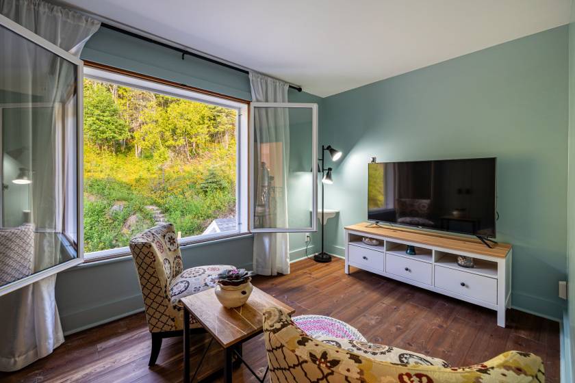 50 - Maison à vendre, La Malbaie (Code - mb427, Charlevoix)