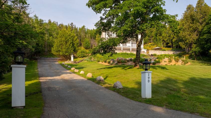 79 - Maison à vendre, La Malbaie (Code - mb427, Charlevoix)