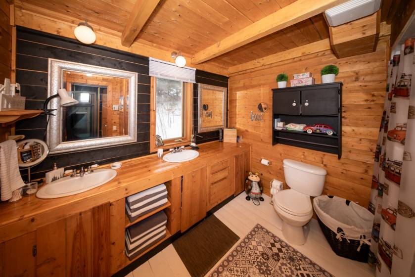 27 - House for sale, Petite-Rivière-Saint-François (Code - pr844, Charlevoix)