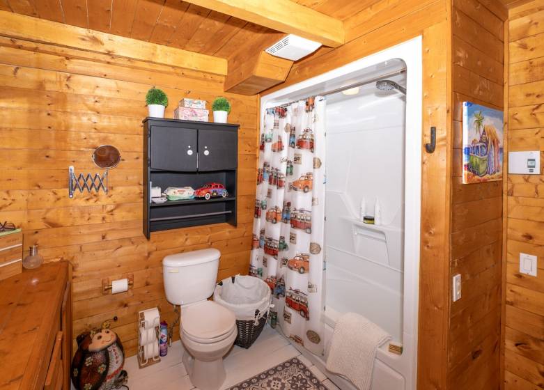 30 - House for sale, Petite-Rivière-Saint-François (Code - pr844, Charlevoix)