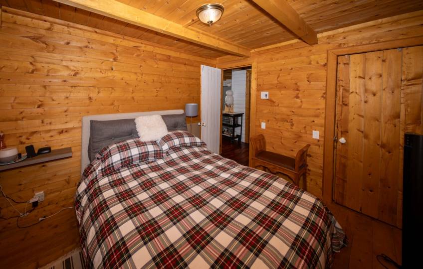 31 - House for sale, Petite-Rivière-Saint-François (Code - pr844, Charlevoix)