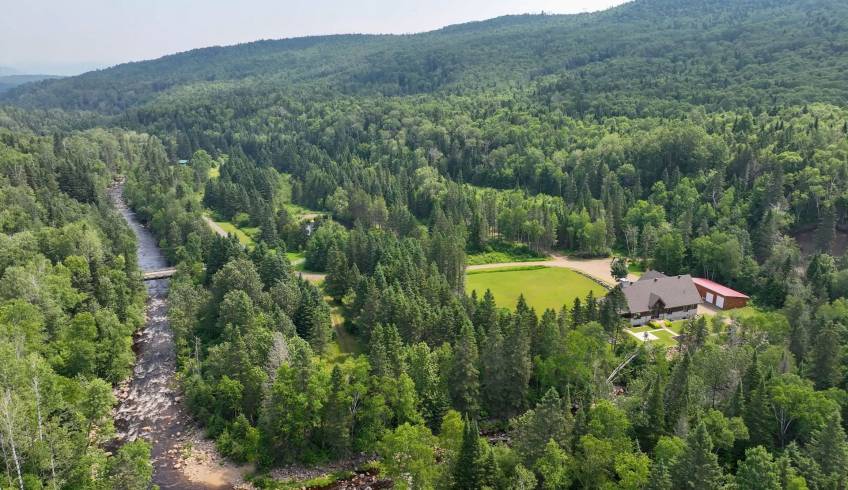 90 - Maison à vendre, Baie-Saint-Paul (Code - sp932, Charlevoix)