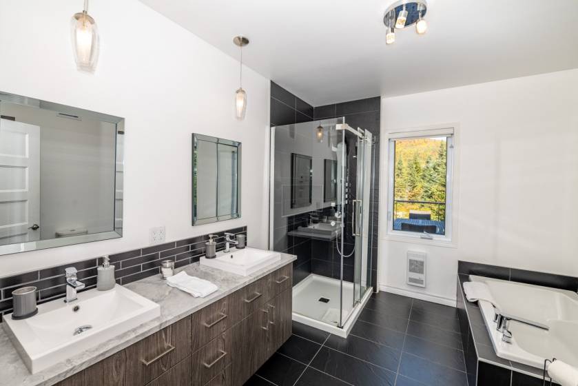 18 - House for sale, Petite-Rivière-Saint-François (Code - pr827, Charlevoix)