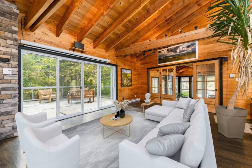 8 - House for sale, Saint-Urbain (Code - su081, Charlevoix)