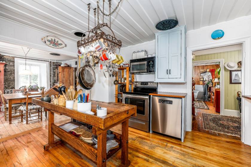 5 - Maison à vendre, Beaupré (Code - br128, Vieux-Québec)