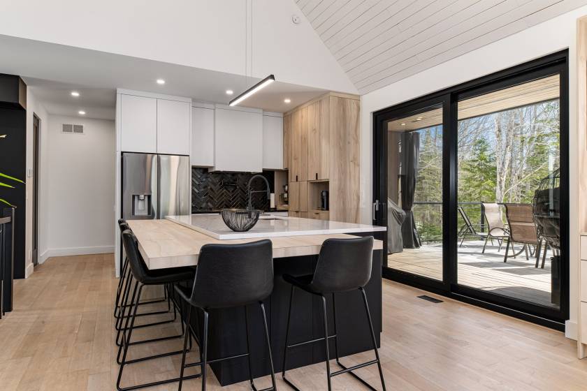 3 - House for sale, Petite-Rivière-Saint-François (Code - pr845, Charlevoix)