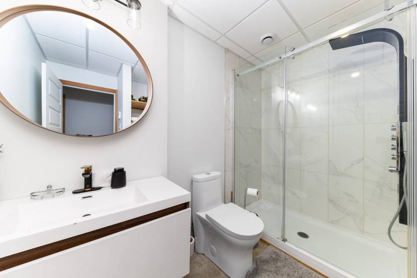 16 - House for sale, Petite-Rivière-Saint-François (Code - pr803, Charlevoix)