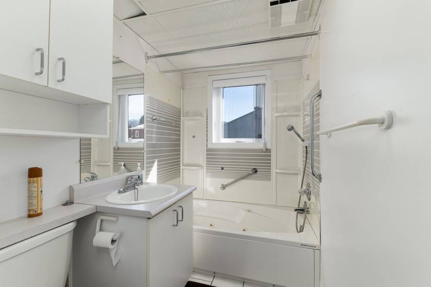 16 - Duplex à vendre, Baie-Saint-Paul (Code - sp925, Charlevoix)