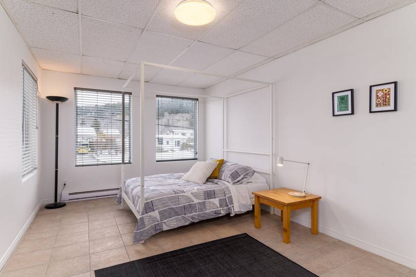 17 - Bâtiment commercial à vendre, Baie-Saint-Paul (Code - sp909, Charlevoix)