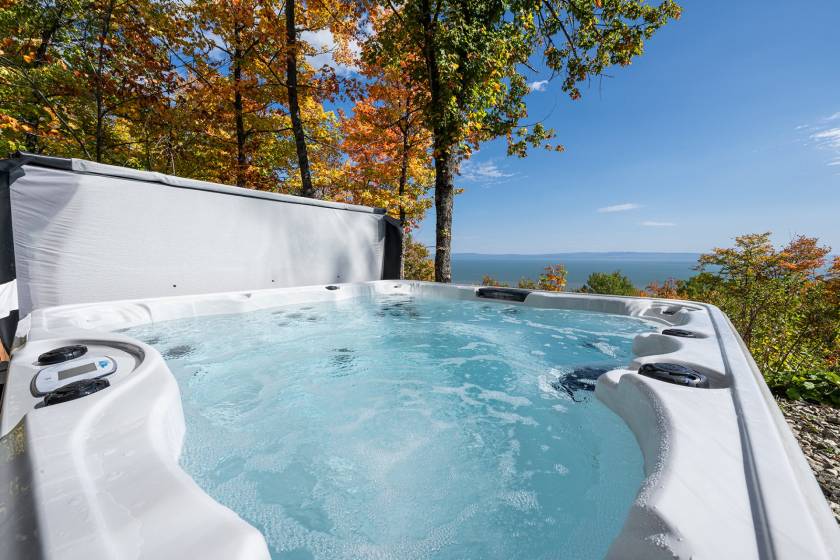 30 - House for sale, Petite-Rivière-Saint-François (Code - pr831, Charlevoix)