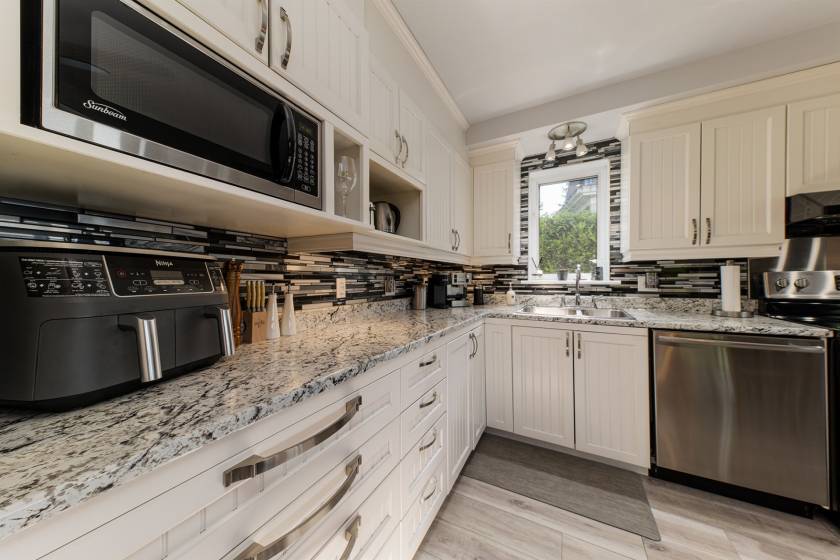 10 - House for sale, Saint-Aimé-des-Lacs (Code - sal040, Charlevoix)