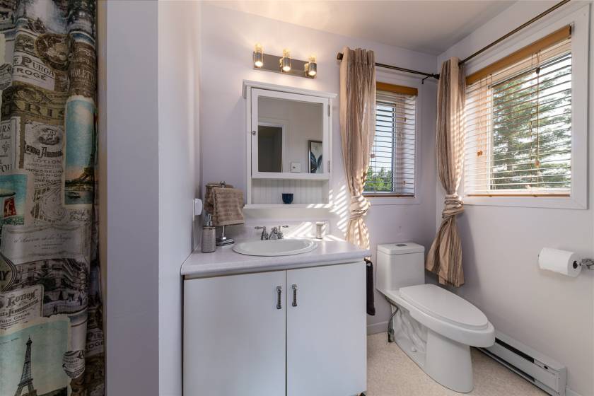 24 - House for sale, Saint-Aimé-des-Lacs (Code - sal040, Charlevoix)