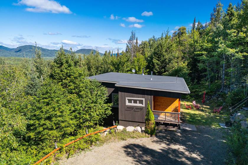 21 - House for sale, Saint-Aimé-des-Lacs (Code - sal038, Charlevoix)