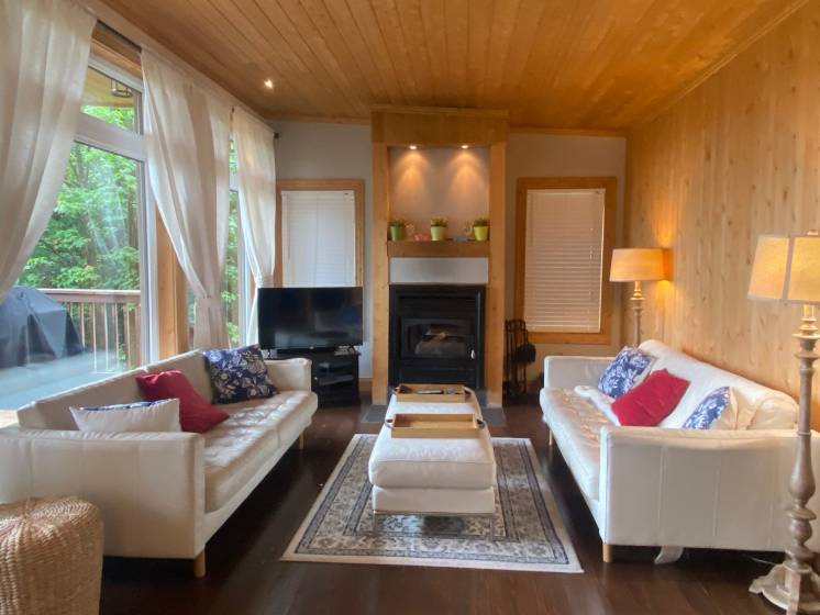 26 - House for sale, Saint-Aimé-des-Lacs (Code - sal038, Charlevoix)