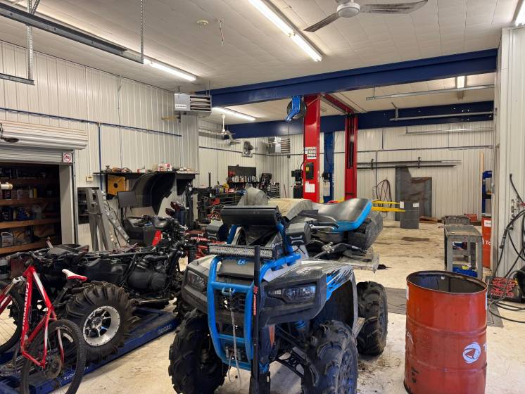 12 - Commercial for sale, Saint-Ferréol-les-Neiges (Code - sfn011, Charlevoix)