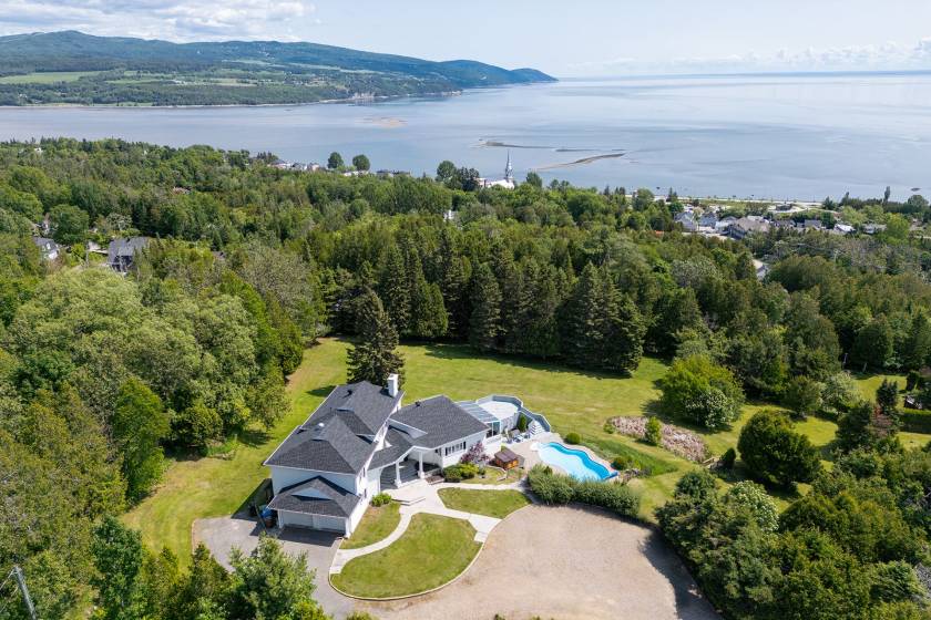 33 - House for sale, La Malbaie (Code - mb411, Charlevoix)