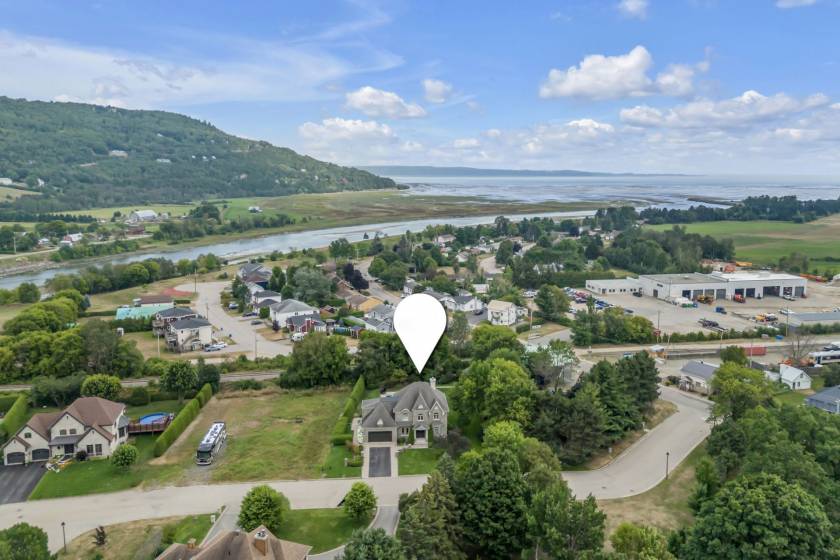 2 - House for sale, Baie-Saint-Paul (Code - sp895, Charlevoix)