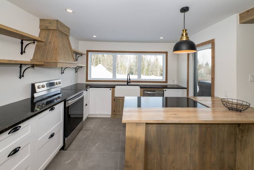 35 - House for sale, Saint-Urbain (Code - su087, Charlevoix)