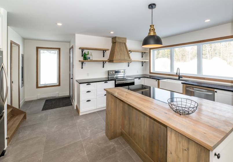 4 - House for sale, Saint-Urbain (Code - su087, Charlevoix)