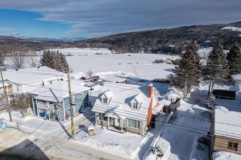24 - Duplex for sale, Saint-Urbain (Code - su086, Charlevoix)