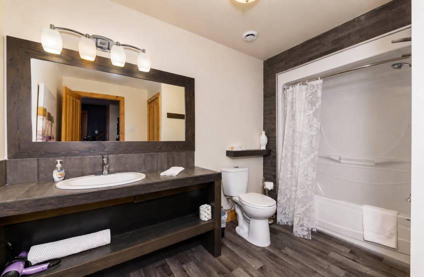 25 - Duplex for sale, Petite-Rivière-Saint-François (Code - pr861, Charlevoix)