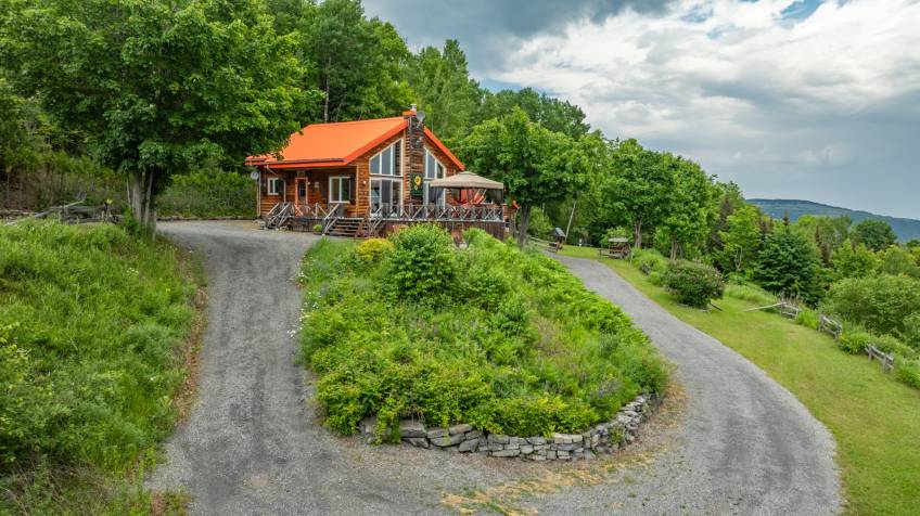 31 - Maison à vendre, Les Éboulements (Code - eb331, Charlevoix)