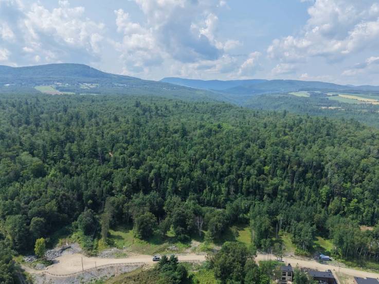 Terrain et terre à vendre - Baie-Saint-Paul, Charlevoix (SP919)