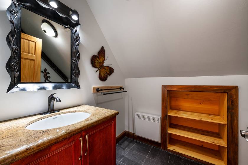 16 - House for sale, Petite-Rivière-Saint-François (Code - pr833, Charlevoix)