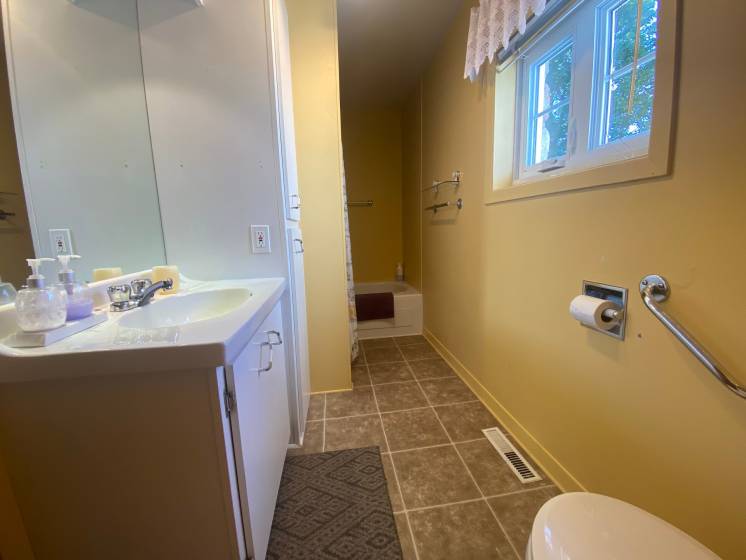 26 - Maison à vendre, L'Isle-aux-Coudres (Code - ic043, Charlevoix)