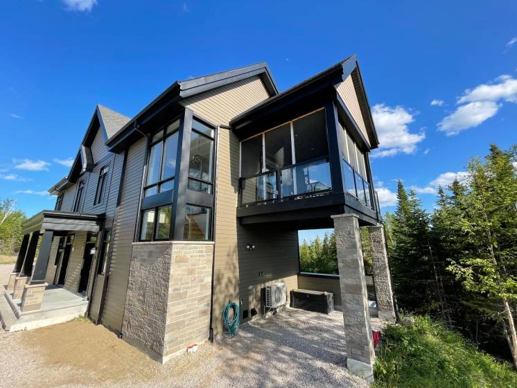 2 - House for sale, Petite-Rivière-Saint-François (Code - pr830, Charlevoix)