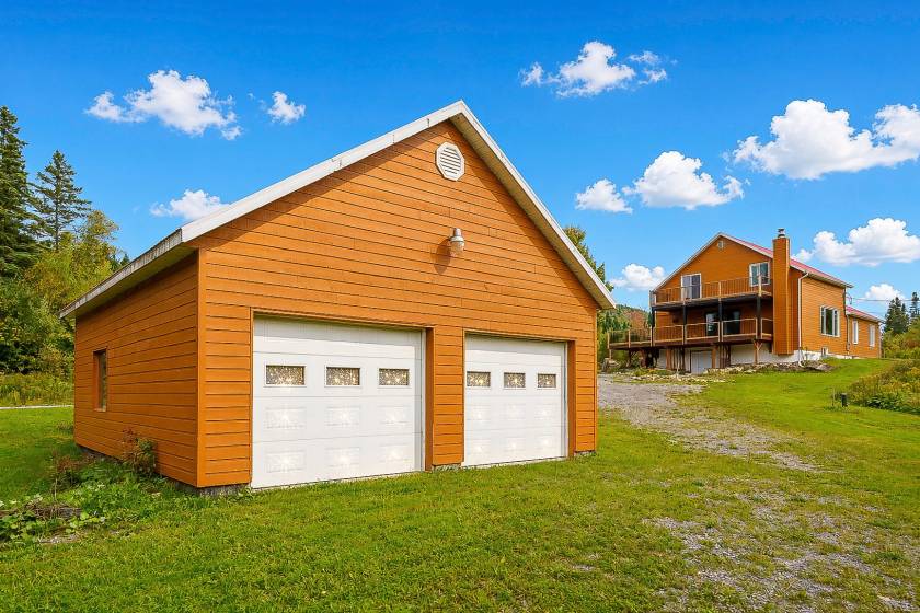 12 - House for sale, Château-Richer (Code - cr035, Old Quebec City)