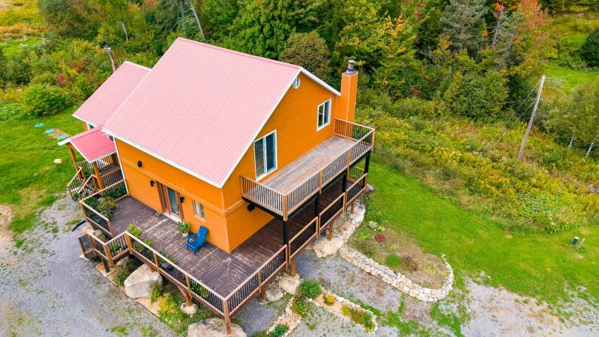 3 - House for sale, Château-Richer (Code - cr035, Old Quebec City)