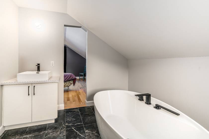 30 - House for sale, Château-Richer (Code - cr035, Old Quebec City)