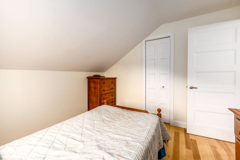 32 - House for sale, Château-Richer (Code - cr035, Old Quebec City)