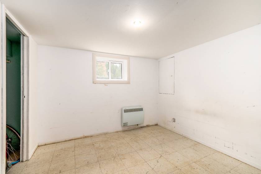 38 - House for sale, Château-Richer (Code - cr035, Old Quebec City)