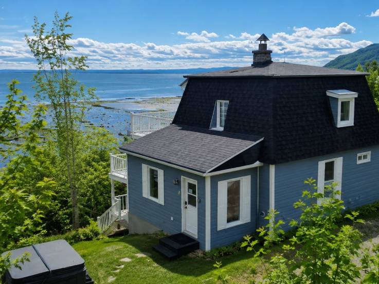 House for sale - Baie-Saint-Paul, Charlevoix (SP935)