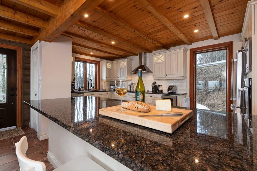 12 - Maison à vendre, Baie-Saint-Paul (Code - sp935, Charlevoix)