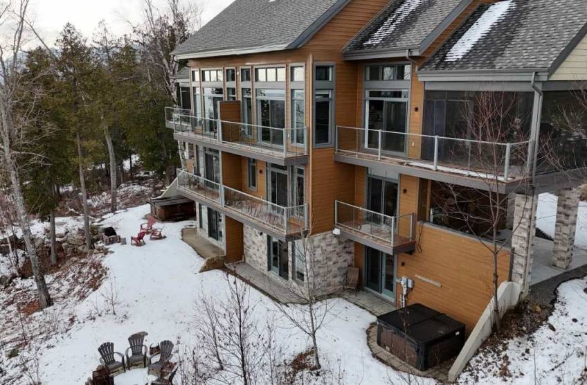 2 - House for sale, Petite-Rivière-Saint-François (Code - pr842, Charlevoix)