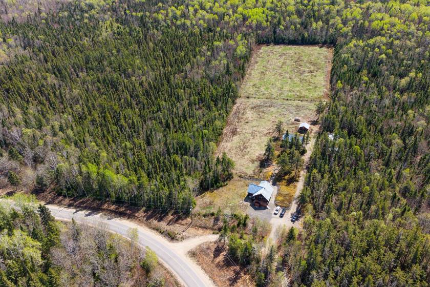 22 - Maison à vendre, Notre-Dame-des-Monts (Code - ndm004, Charlevoix)