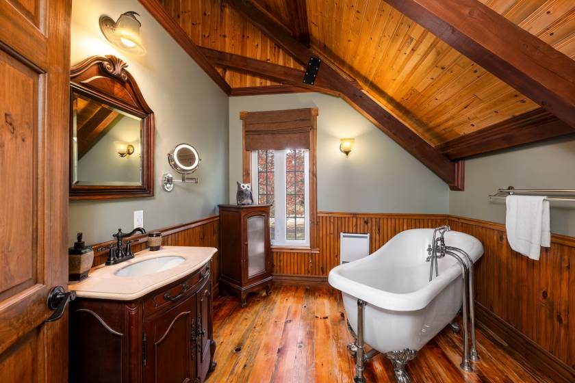 18 - House for sale, Petite-Rivière-Saint-François (Code - pr832, Charlevoix)