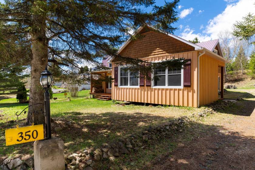 2 - House for sale, La Malbaie (Code - mb425, Charlevoix)